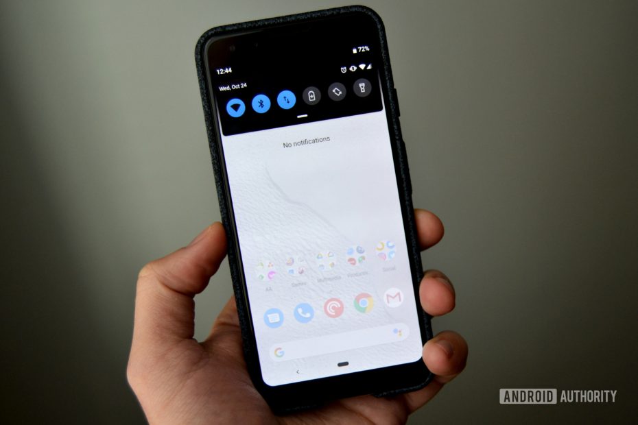 google pixel 3 dark theme bug 2